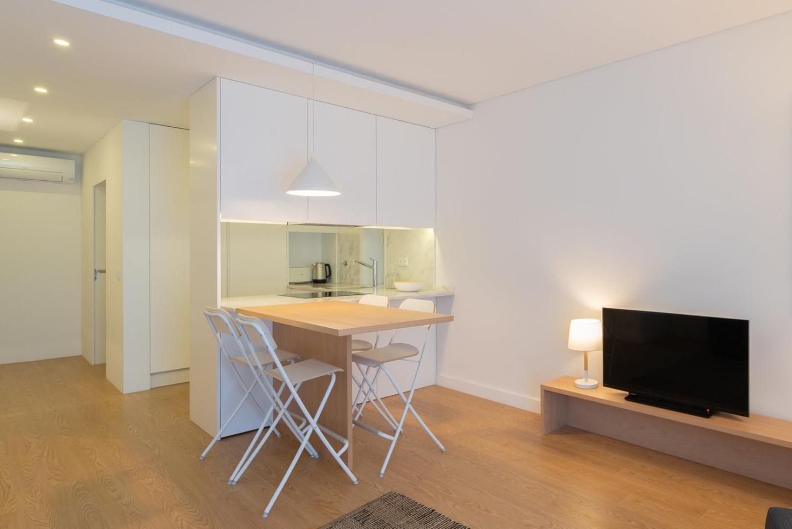 Guestready - Modern 2-Bedroom Apt In Cedofeita Porto Exteriér fotografie