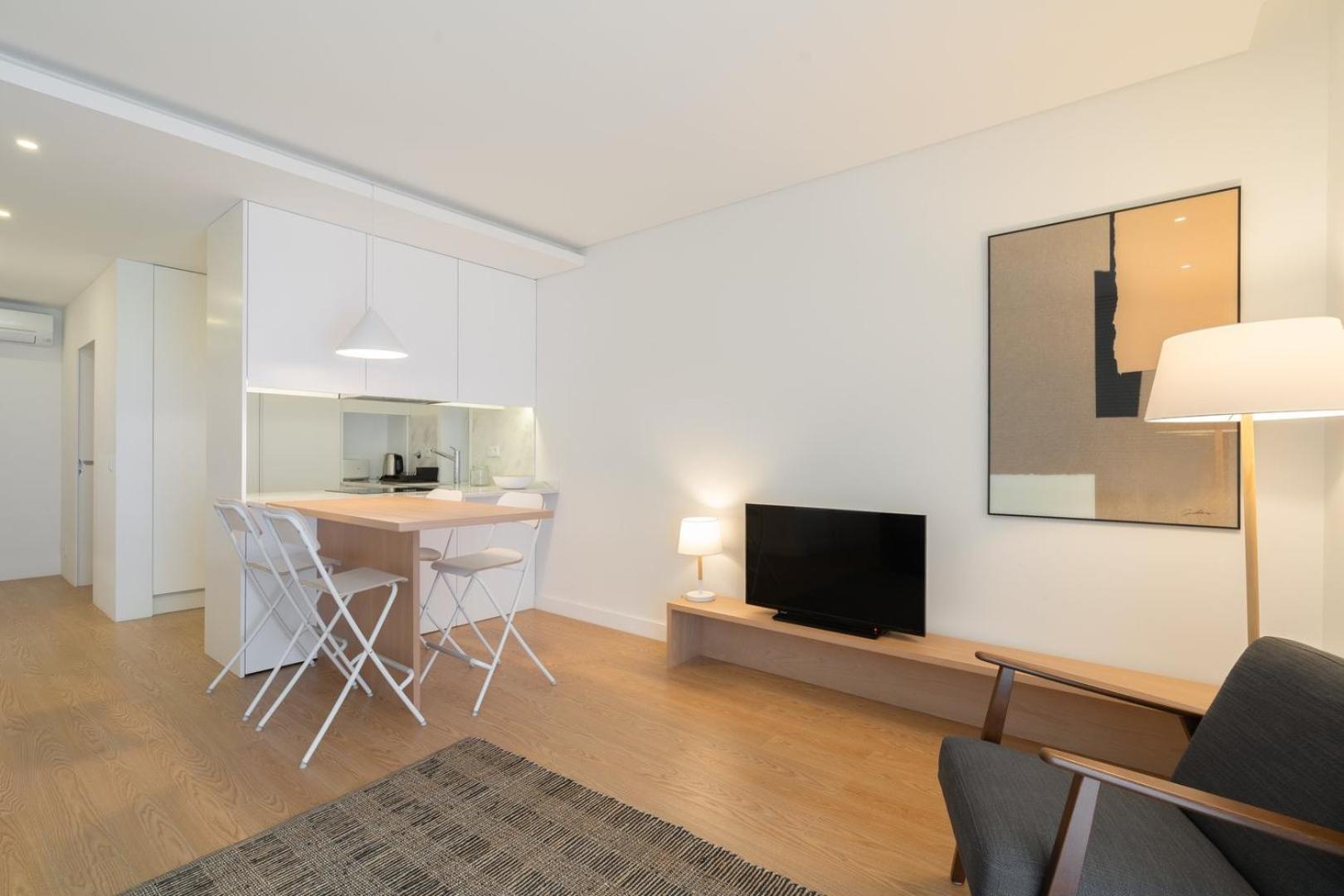 Guestready - Modern 2-Bedroom Apt In Cedofeita Porto Exteriér fotografie