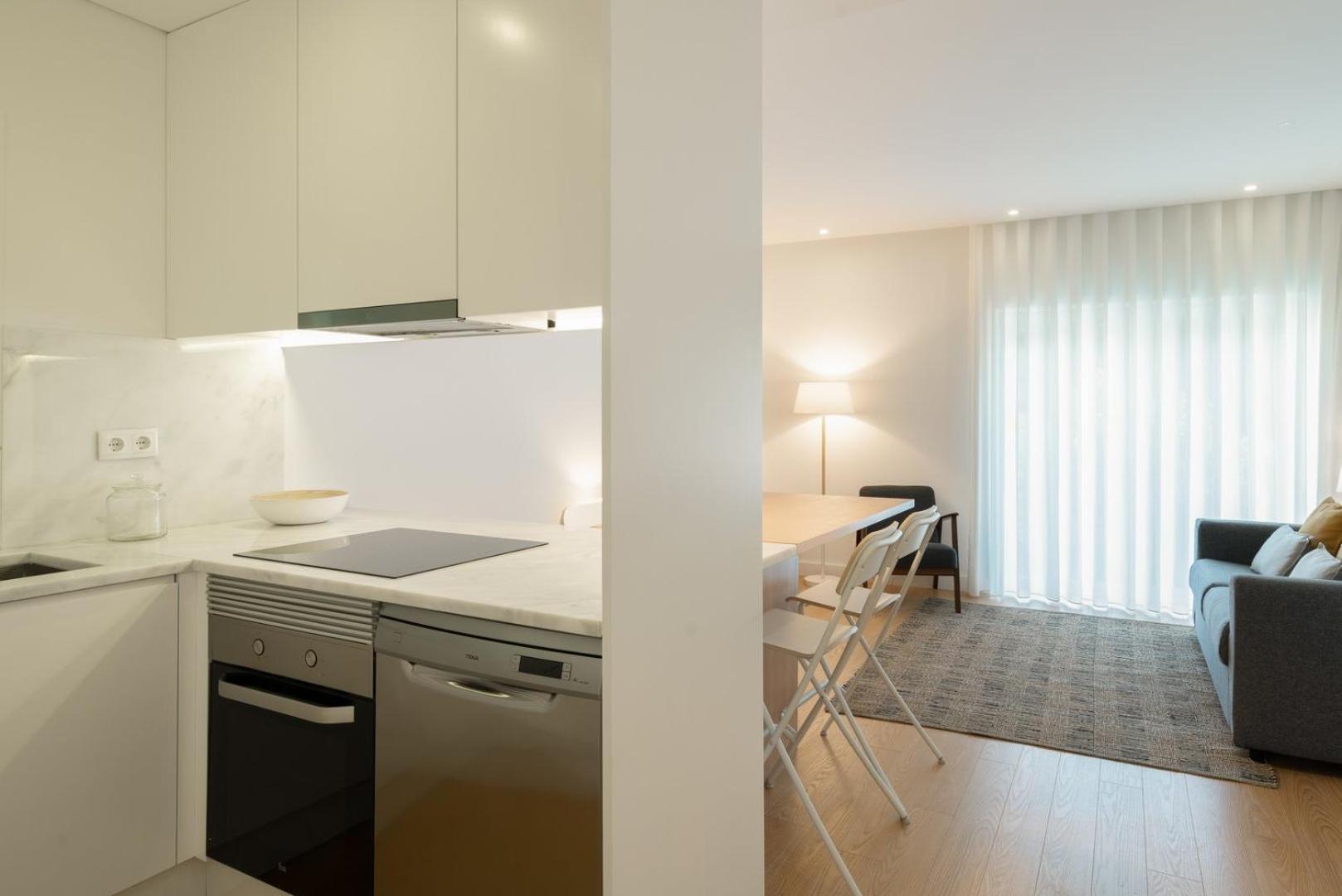 Guestready - Modern 2-Bedroom Apt In Cedofeita Porto Exteriér fotografie